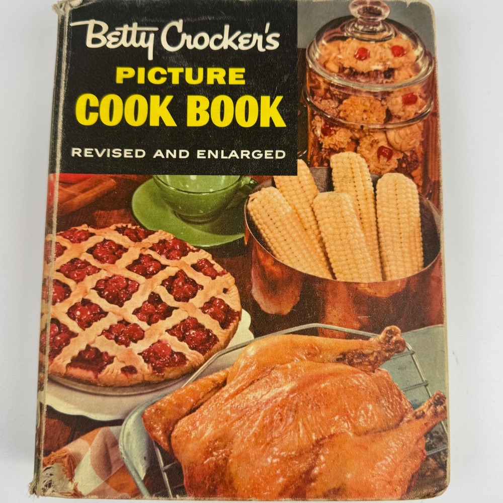 Vintage 1956 Betty Crocker Picture Cook Book Revised Enlarged 2nd Edition Binder